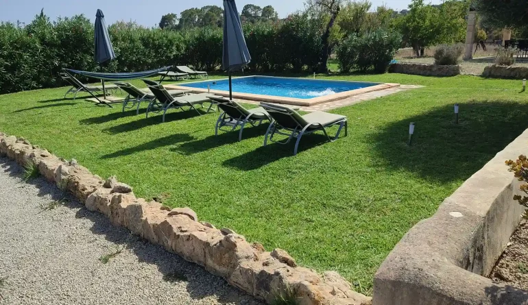 mantenimiento-jardin mantenimiento-jardin S.I.M